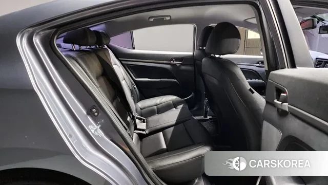 Hyundai Avante AD 2018 Черный из Кореи, фото 3