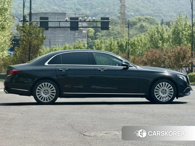 Mercedes-Benz E-class 2020 Черный из Китая, фото 3