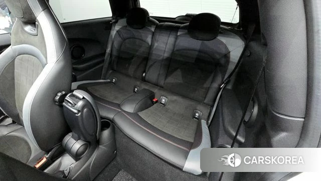 Mini Cooper S 2022 Жемчужный цвет из Кореи, фото 3