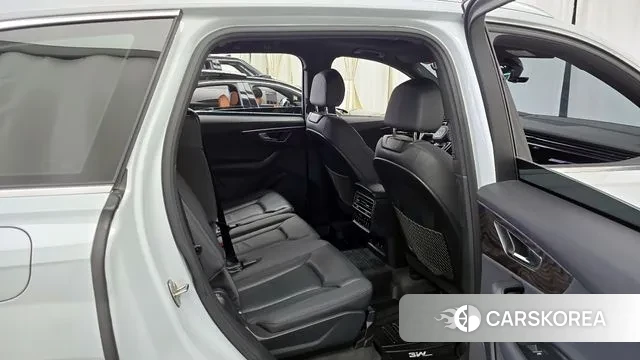 Audi Q7 (4M) 2022 Белый из Кореи, фото 3