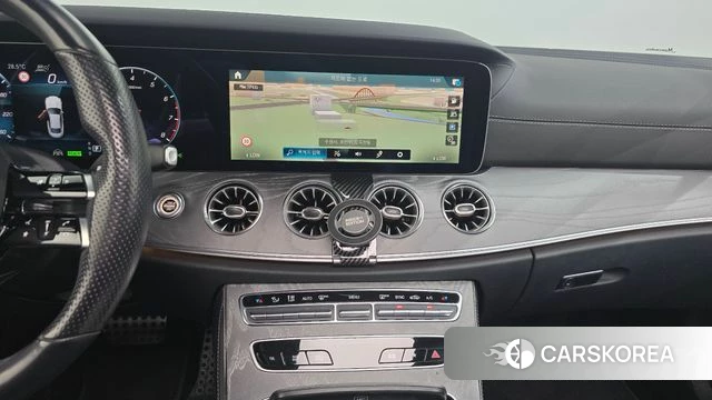 Mercedes-Benz E-Class W213 2022 Белый из Кореи, фото 3