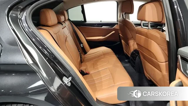 BMW 5 Series (G30) 2022 Серый из Кореи, фото 3