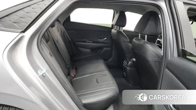 Hyundai The New Avante (CN7) 2025 Серебряный из Кореи, фото 3