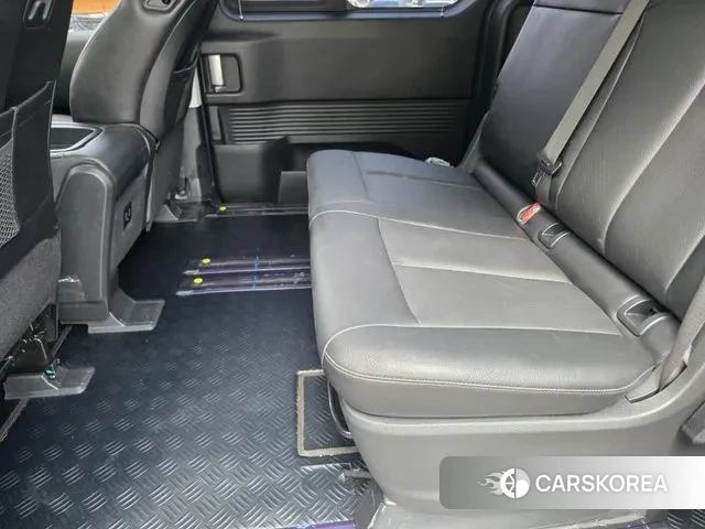 Hyundai Staria 2023 Серый из Кореи, фото 3