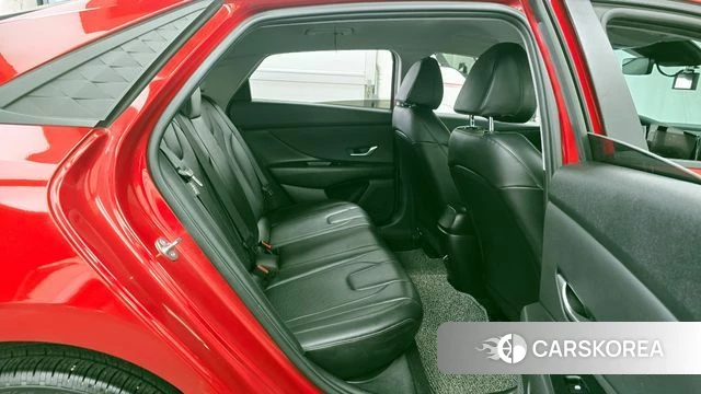 Hyundai The New Avante (CN7) 2024 Красный из Кореи, фото 3