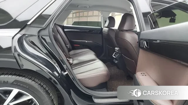 Hyundai Grandeur Hybrid (GN7) 2023 Черный из Кореи, фото 3