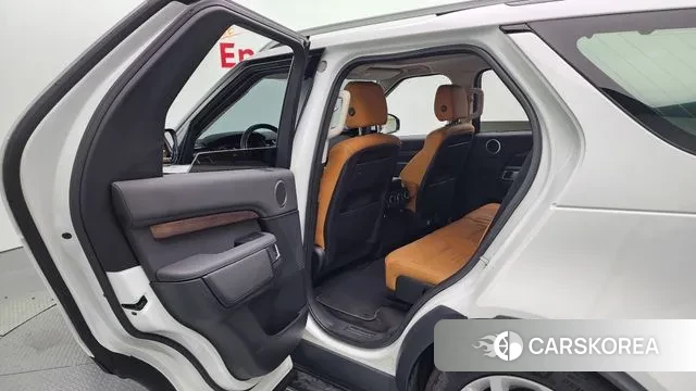Land Rover Discovery 5 2019 Белый из Кореи, фото 3