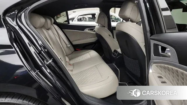 Genesis The New G70 Shooting Brake 2023 Черный из Кореи, фото 3