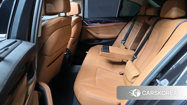 BMW 5 Series (G30) 2023 Серый из Кореи, фото 3