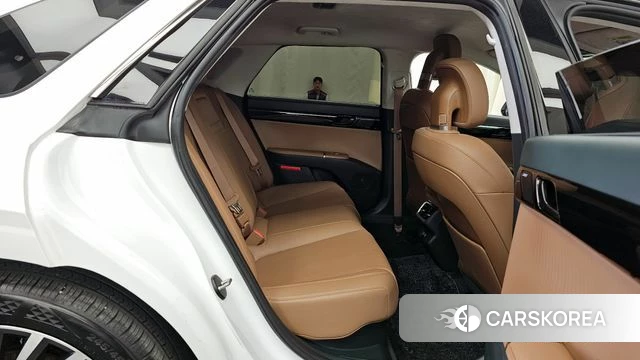 Hyundai Grandeur Hybrid (GN7) 2023 Белый из Кореи, фото 3
