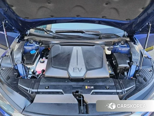 Kia EV6 2023 Синий из Кореи, фото 3