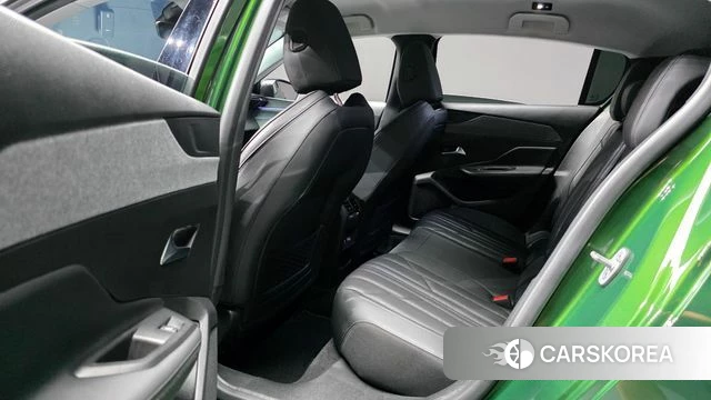 Peugeot 308 Third generation 2023 Зеленый из Кореи, фото 3