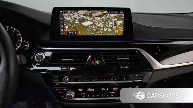 BMW 5 Series (G30) 2019 Черный из Кореи, фото 3