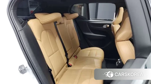 Volvo XC40 2019 Белый из Кореи, фото 3