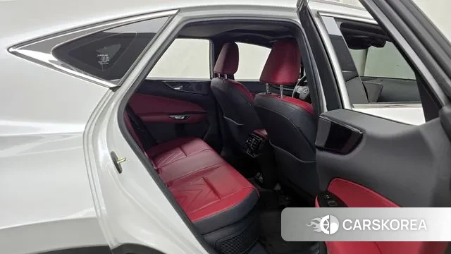 Lexus NX350h Second generation 2024 Белый из Кореи, фото 3