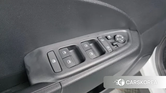 Hyundai Venue 2022 Белый из Кореи, фото 3