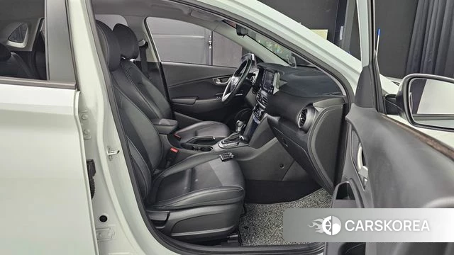 Hyundai Kona 2018 Белый из Кореи, фото 3