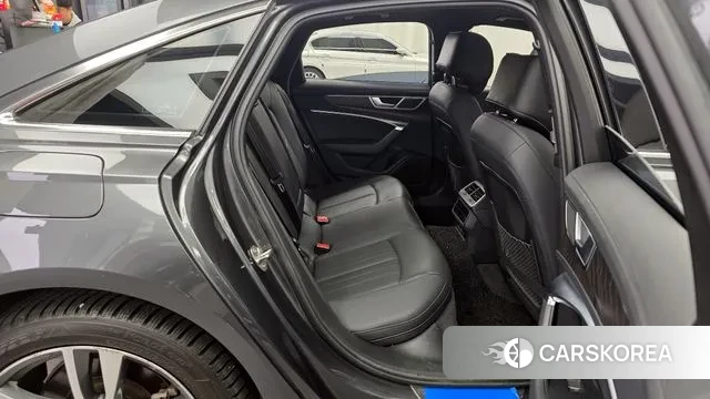 Audi A6 (C8) 2022 Серый из Кореи, фото 3