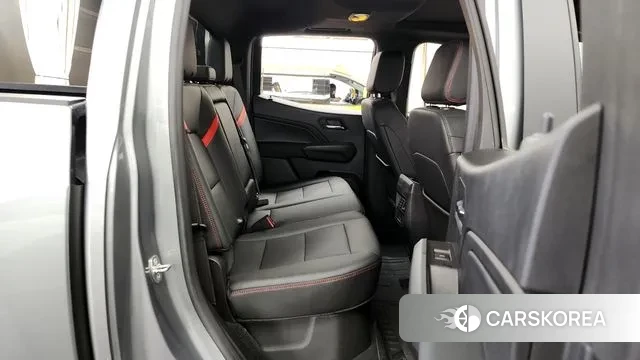 Chevrolet (GM Daewoo) All New Colorado 2023 Серый из Кореи, фото 3