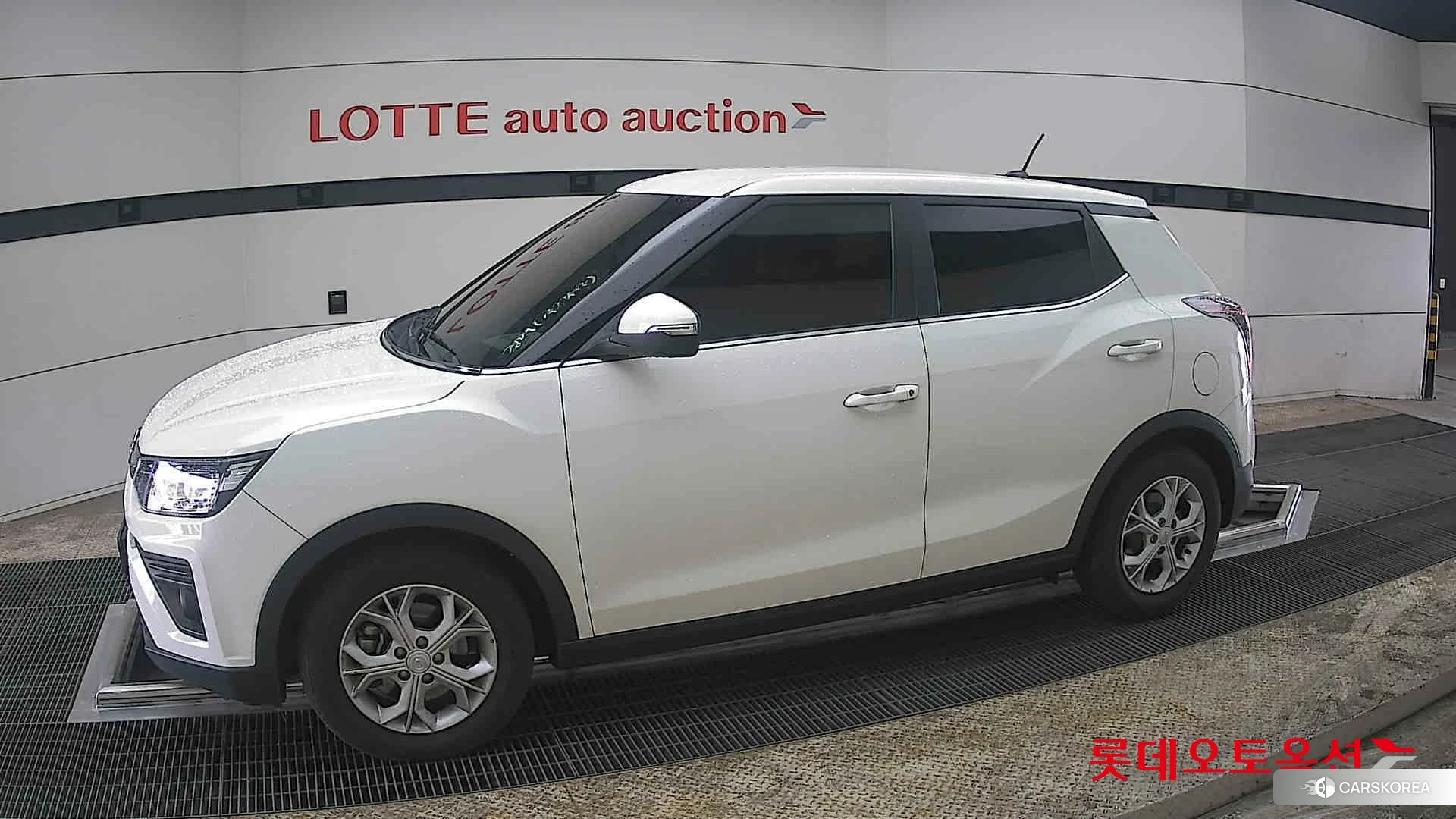 SsangYong Tivoli 2022 Grand White из Кореи, фото 3