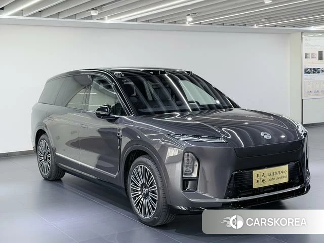 Weilai ES8 2026 Темно-серый из Китая, фото 3