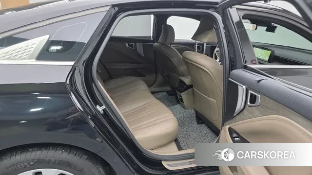 Kia K8 2022 Черный из Кореи, фото 3