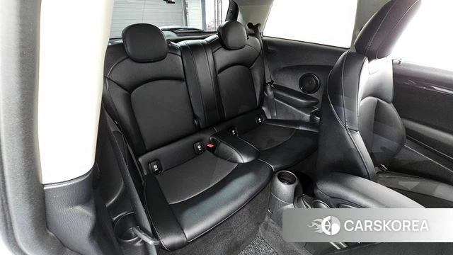 Mini Cooper 2018 Зеленый из Кореи, фото 3