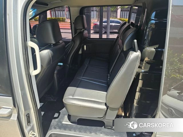 Hyundai Staria 2021 Серый из Кореи, фото 3