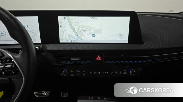 Kia EV6 2023 Белый из Кореи, фото 3