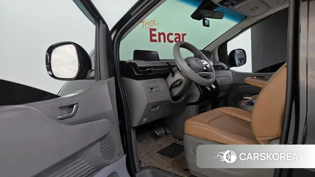 Hyundai Staria 2021 Черный из Кореи, фото 3