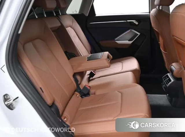 Audi Q3 (F3) 2023 Белый из Кореи, фото 3