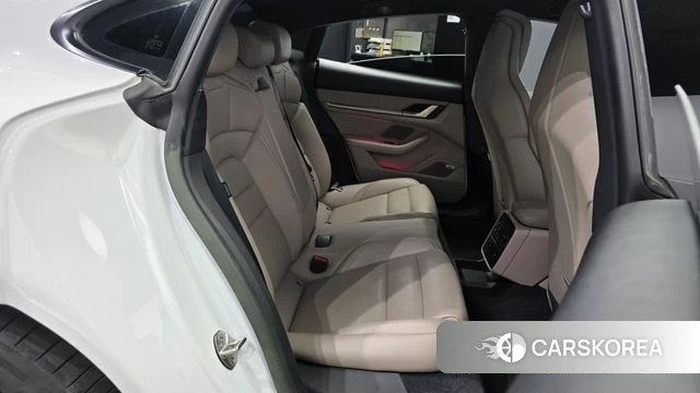 Porsche Taycan 2022 Белый из Кореи, фото 3
