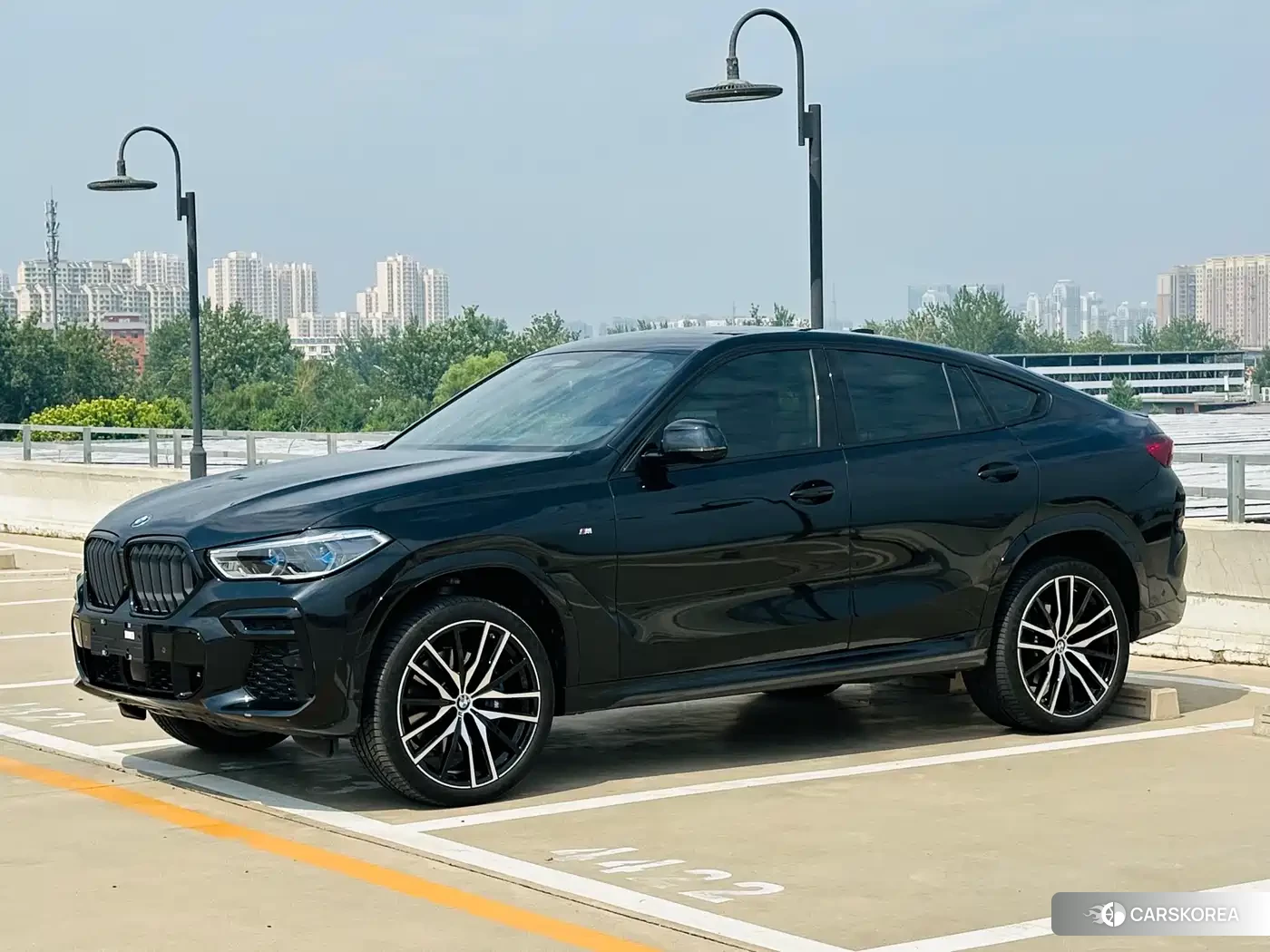 BMW X6 2023 Черный из Китая, фото 3