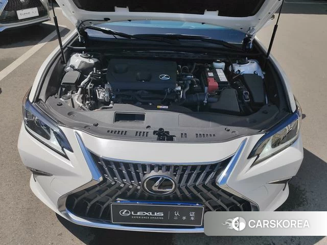 Lexus ES 2024 Белый из Китая, фото 3