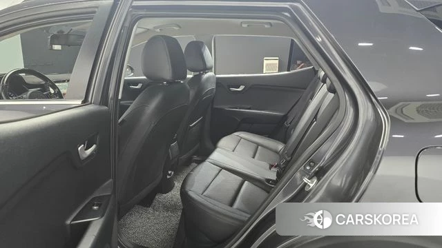 Kia Stonic 2018 Серый из Кореи, фото 3