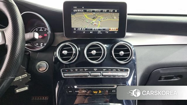 Mercedes-Benz GLC-Class X253 2019 Белый из Кореи, фото 3