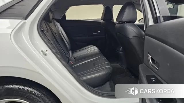 Hyundai Avante (CN7) 2021 Белый из Кореи, фото 3