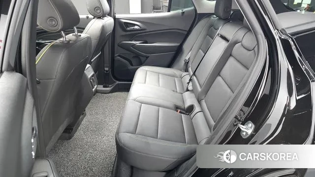 Chevrolet (GM Daewoo) Trax Crossover 2024 Черный из Кореи, фото 3