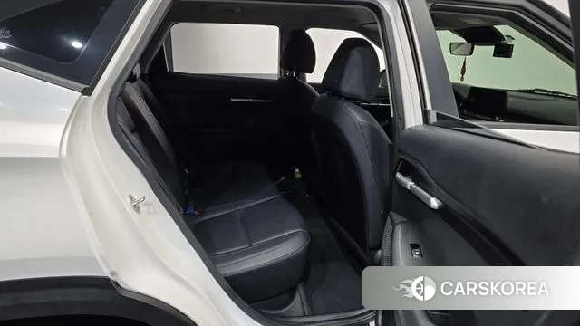 Kia Seltos 2022 Белый из Кореи, фото 3