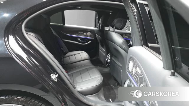 Mercedes-Benz E-Class W213 2022 Черный из Кореи, фото 3