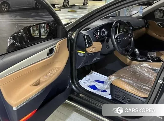 Hyundai Grandeur IG 2018 Серебристо-серый из Кореи, фото 3