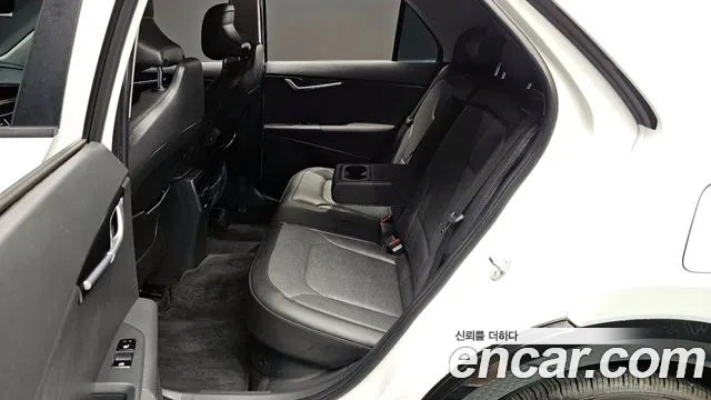 Kia Di Ol Nu Niro 2023 Белый из Кореи, фото 3