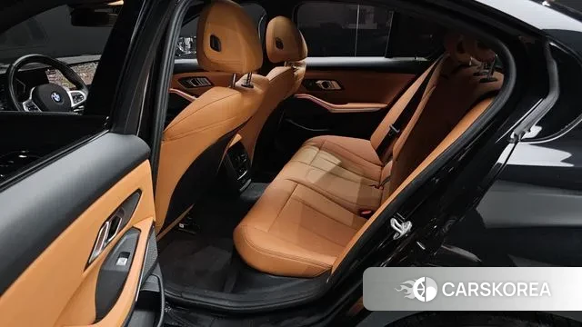 BMW 3 Series (G20) 2023 Черный из Кореи, фото 3