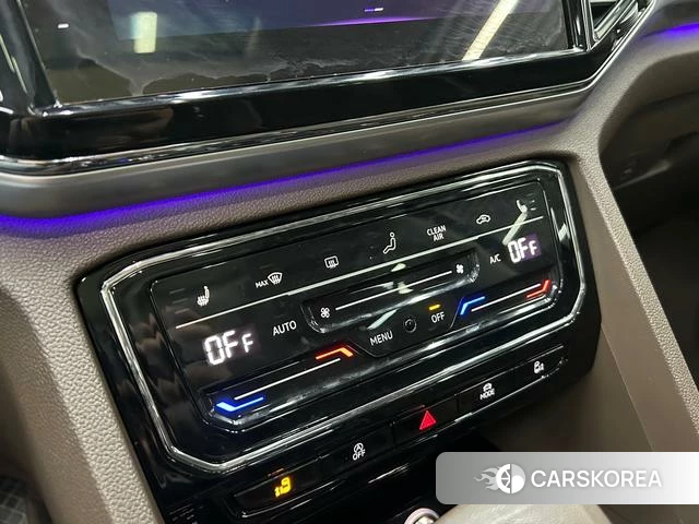 Volkswagen Weiran 2021 Красный из Китая, фото 3