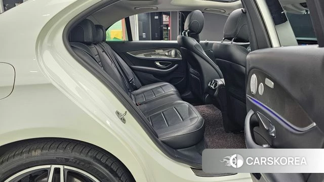 Mercedes-Benz E-Class W213 2019 Белый из Кореи, фото 3