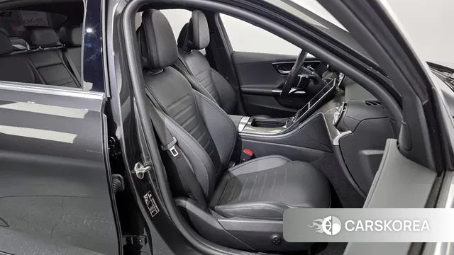 Mercedes-Benz C-Class W206 2022 Серый из Кореи, фото 3