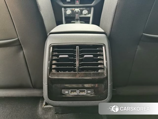 Volkswagen Sagitar 2022 Черный из Китая, фото 3