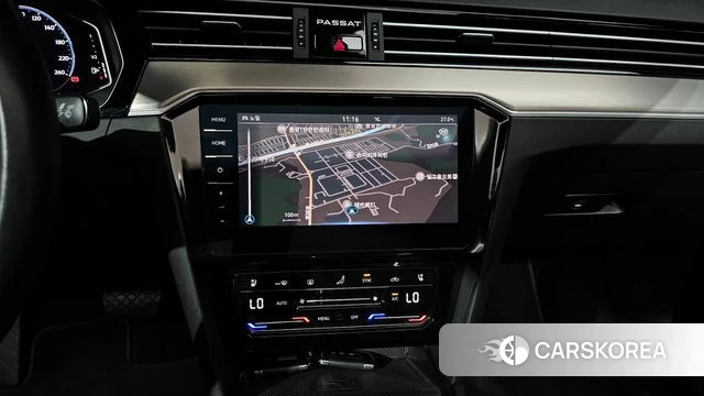 Volkswagen Passat GT (B8) 2021 Серебристо-серый из Кореи, фото 3