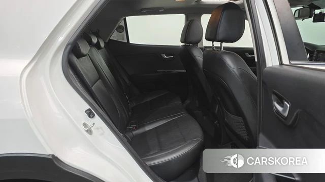 Kia Stonic 2019 Белый из Кореи, фото 3