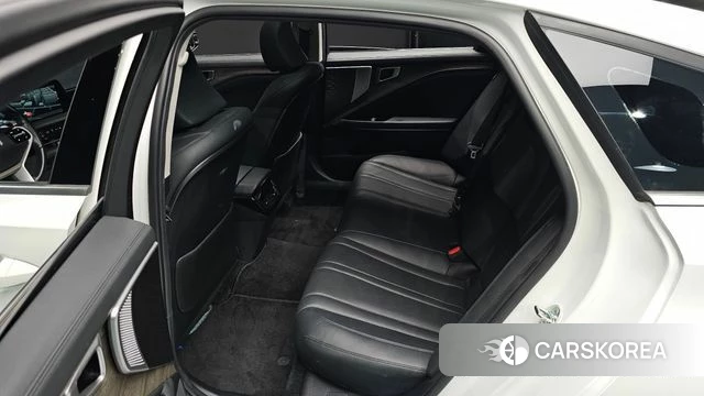 Kia K8 2023 Белый из Кореи, фото 3